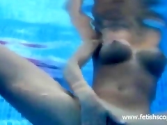 Underwater kinky pussy rubbing indian